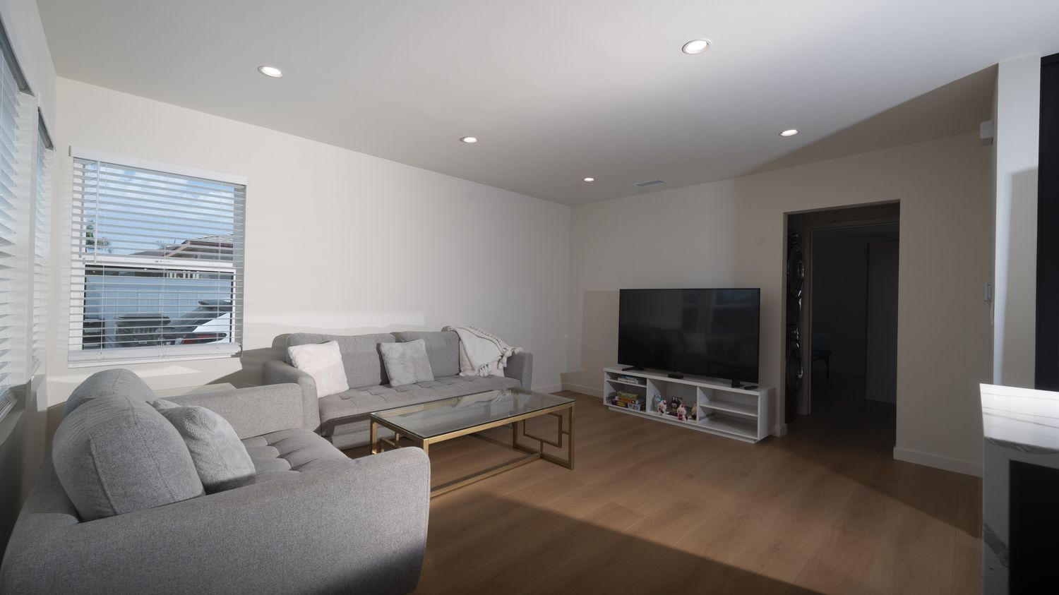 Before: mixed light, colour cast on the walls